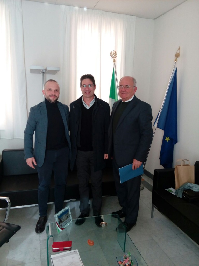 Da sinistra l'ing. Iannelli, il presidente Bondi e il responsabile della Cittadella Andreoli