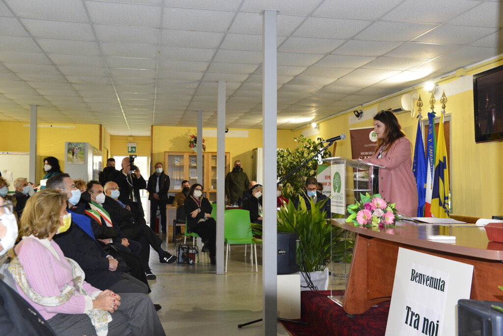 Dott.ssa Laura Piroli, Dirigente scolastico Istituto V. Cardarelli